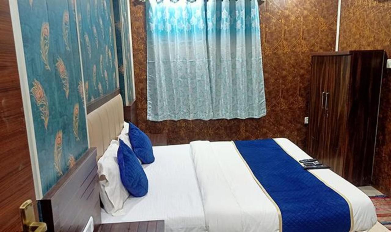 Hotel Fabexpress Ashirwad Residency Bombay Esterno foto